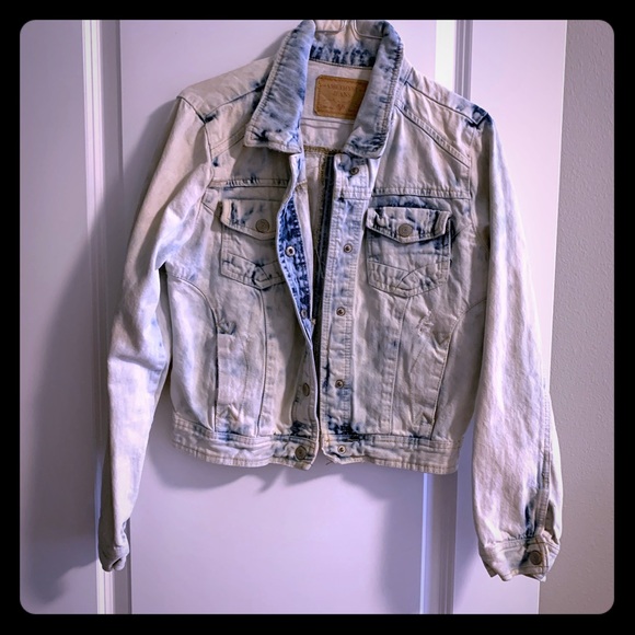 white wash jean jacket